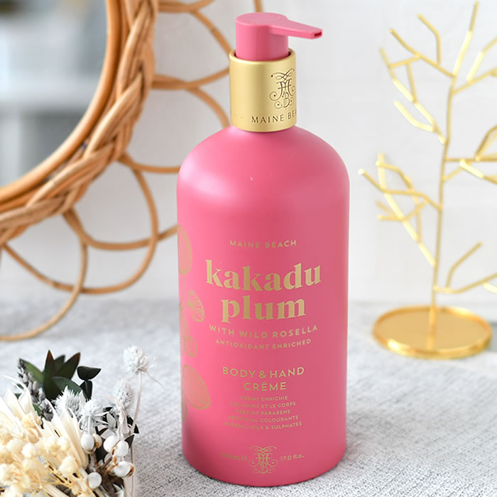 Secret Garden ボディローションセット サクラ バス＆ボディーケアセット カスミザクラ ( ボディー