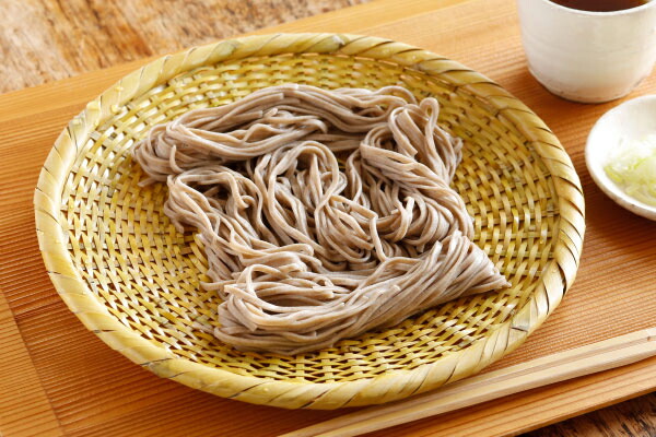 楽天市場】黒竹 蕎麦ざる(戸隠風)直径約21cm【盛り目安 一人前】メール