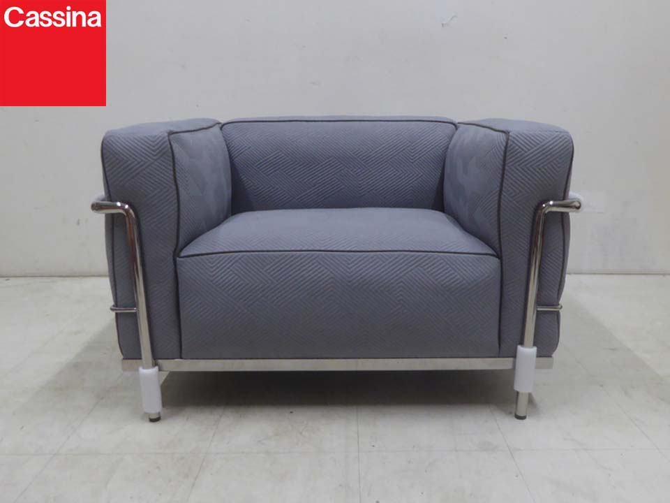 新品 未使用品 正規品■Cassina■定価130万円 LC3 3 １Pソファ 楽天市場】新品 未使用品 正規品□Cassina カッシーナ□定価130万円