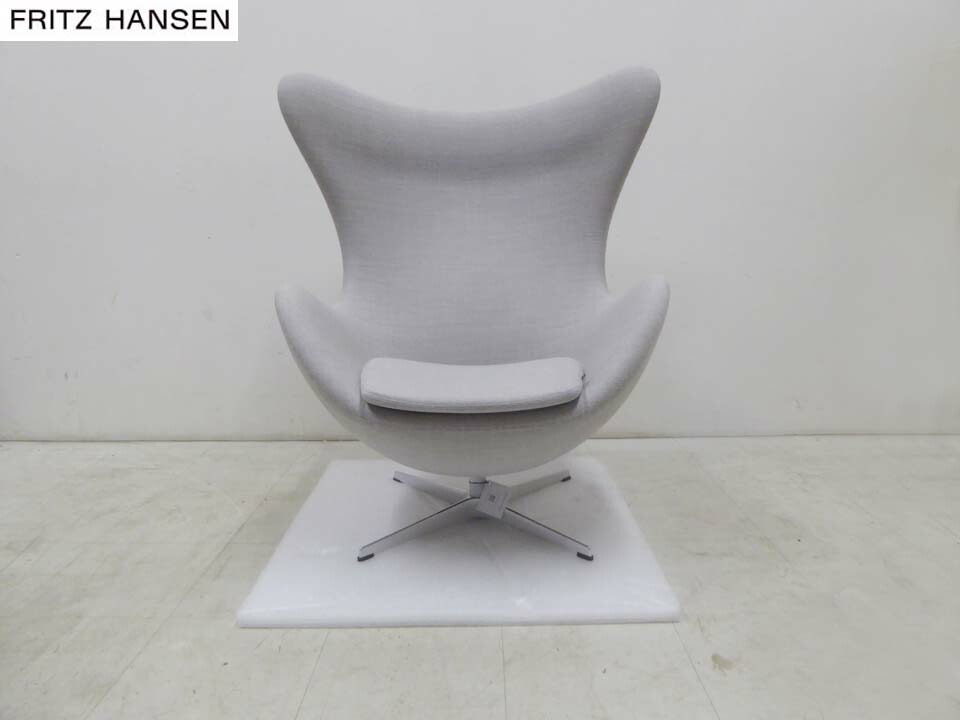 新品未当て嵌める品 置き目品■Fritz Hansen フリッツハンセン■通貨価値116万円 2025年製 エッグ女性議長 クリスチャンハウン 点火装置薄墨色 アルネ ヤコブセン