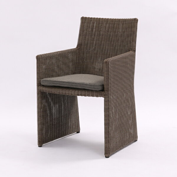 ラウンジチェア パーソナルチェア 最愛 リゾートガーデン エンジェル アームチェア 組立不要 送料無料 C1901pgy ガーデンやテラスでの使用に最適 紫外線に強い素材を使用しているので ガーデンチェア Garden 1人掛けbreeze