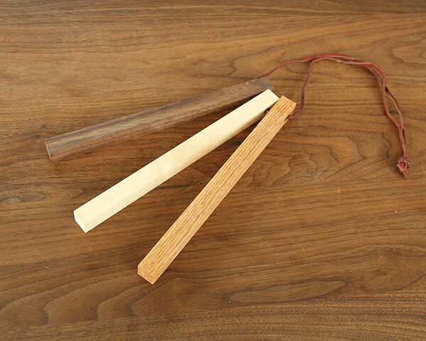 La Luz ラルース トリオ トリベッド ベビー グッズ 子供 鍋敷き アウトドア 木製 軽い 使いやすい テーブル 食卓 天然木 吊り下げ おしゃれ シンプル 日本製 ウォルナット ウォールナット オーク メイプル メープル ポットスタンド Marcsdesign Com