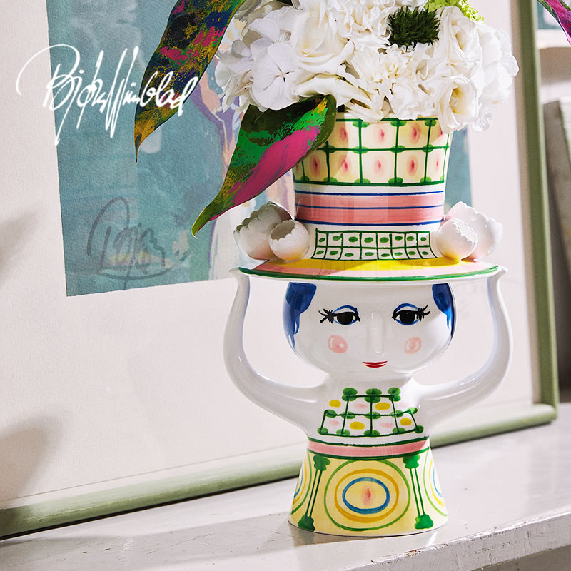 【5と0のつく日限定!最大5000円OFFクーポン配布中】BJORN WIINBLAD(ビヨン・ヴィンブラッド)LADY WITH HAT VASE(レディ ウィズ ハット ベース) フラワーベース高さ24.5cm 正規品 雑貨 ギフト 贈り物 プレゼント 花瓶 北欧 復刻 デンマーク|家具の里