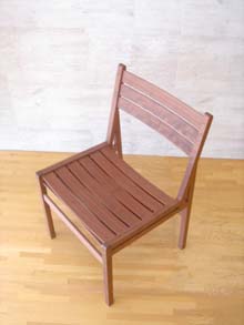 家具ストアーオリジナル!第5回木の中の椅子展最優秀賞獲得作品「bow chair」ウォールナット