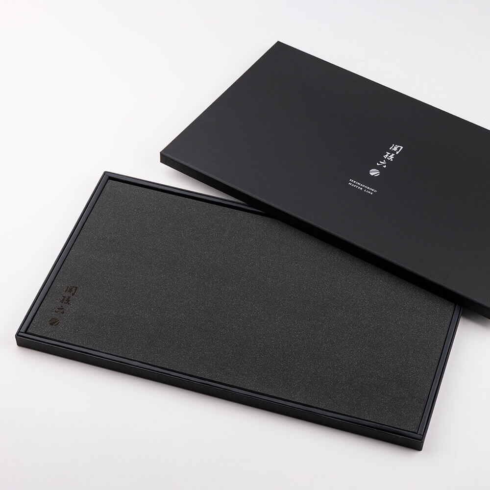 【マラソン限定：ポイント10倍＆クーポン】貝印 関孫六 マスターライン まな板 L 45&times;25cm | 要 黒 カッティングボード ゴム 合成ゴム 傷つきにくい 刃あたり 木粉入り 傷に強い 刃あたりやさしい 軽量 キッチン用品 ギフト プレゼント 送料無料 おしゃれ｜貝印公式オンラインストア 20,350円