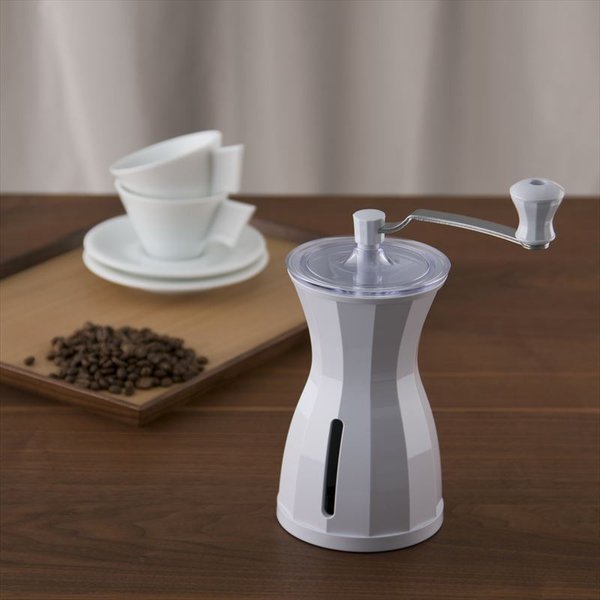【ポイント20倍：4/18～20】 送料無料 貝印 The Coffee Mill コーヒーミル スノーホワイト セラミック FP5151 | おしゃれ コーヒー 珈琲ミル 手動 手挽き コーヒー豆挽き ギフト 贈り物 プレゼント 新生活 一人暮らし 母の日