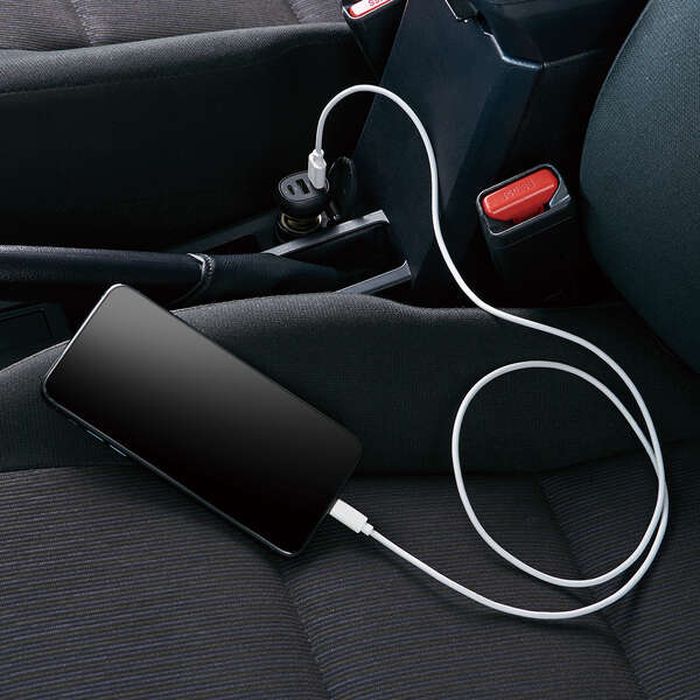 シガーチャージャー 3ポート 36w スマホ カーチャージャー Led搭載 車載充電器 シガーチャージャー 3ポート 36w スマホ カーチャージャー Led搭載 車載充電器