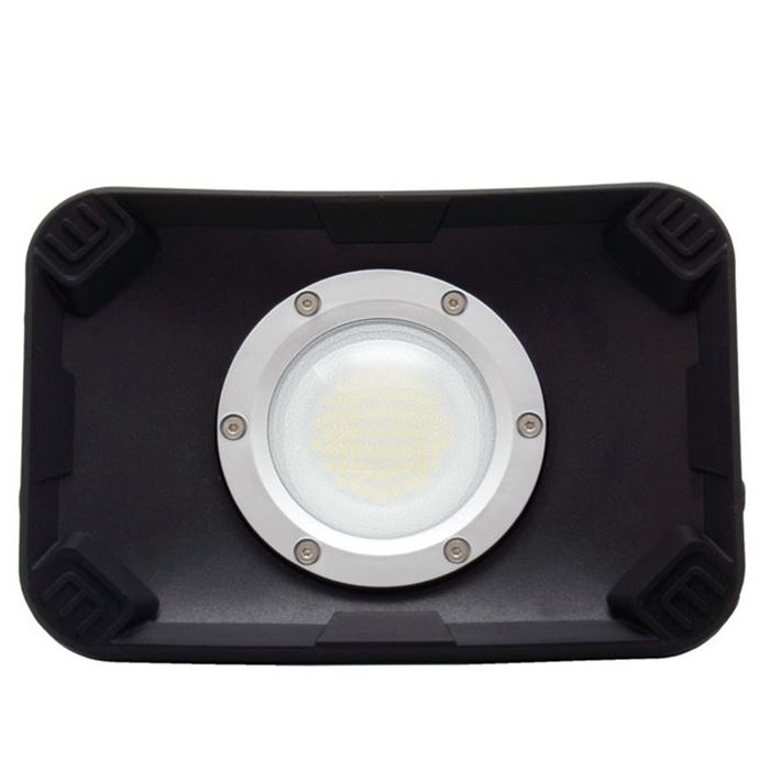 【沖縄・離島配送不可】LED投光器 25W 充電式 プロ仕様 ハイパワー 投光器 2,200mAh リチウムイオン電池 防塵防水IP65 耐衝撃IK07 富士倉 SVB-25W