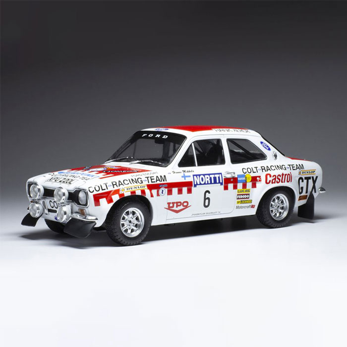 【沖縄・離島送りとどける不可】IXO イクソ 1/18 ジェラルド・r・フォード 付き添い MK I RS 1600 1974年1000湖ラリー #6 H.Mikkola/J.Davenport ひな形 ミニカー 18RMC141 車-ミニカー・トイカー-おもちゃ