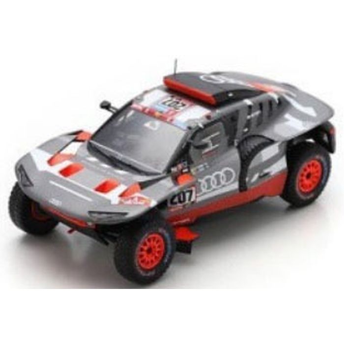 【沖縄・離島配送不可】Audi RS Q e-tron No.207 Dakar Rally 2023 C. Sainz- L. Cruz SPARK JAPAN S4558