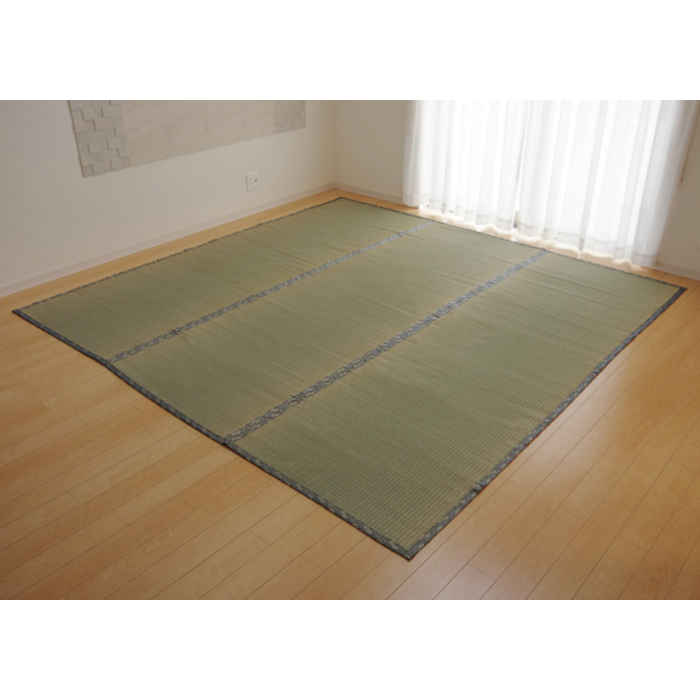 【沖縄・離島送りとどける不可】【代引不可】い草 上敷き引っ敷き ござ 約382×382糎 本間8畳 畳の日焼や汚れた状態押しとどめるに 空気の状態斎戒もく浴 調湿 消臭 抗菌防臭 両面 パウダーコンパクト納める 糸引織 湯沢 純国産 日本製 IKEHIKO 1102788