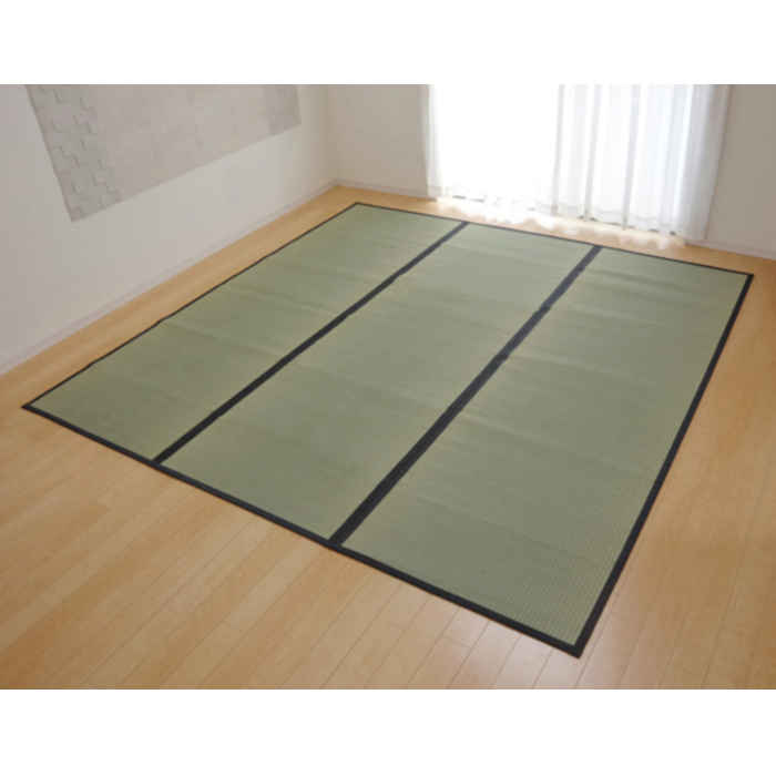 【沖縄・離島送りとどける不可】【代引不可】い草 上敷き引っ敷き ござ 本間8畳 約382×382糎 熊本県八代産最御膳上等い草当てはめる 畳の日焼や汚れた状態押しとどめるに 調湿 消臭 抗菌防臭 両面 パウダーコンパクト納める 麻綿織 清正 純国産 日本製 IKEHIKO 6309188