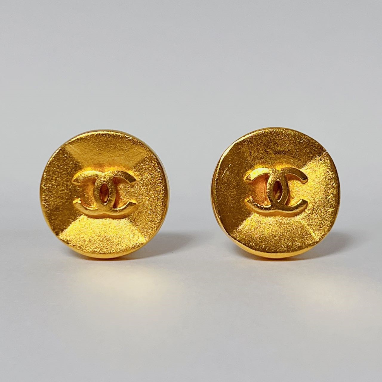 【中古】CHANEL シャネル ココマーク イヤリング ヴィンテージ ゴールド GP アクセサリー 美品｜KAIDAKU BRAND