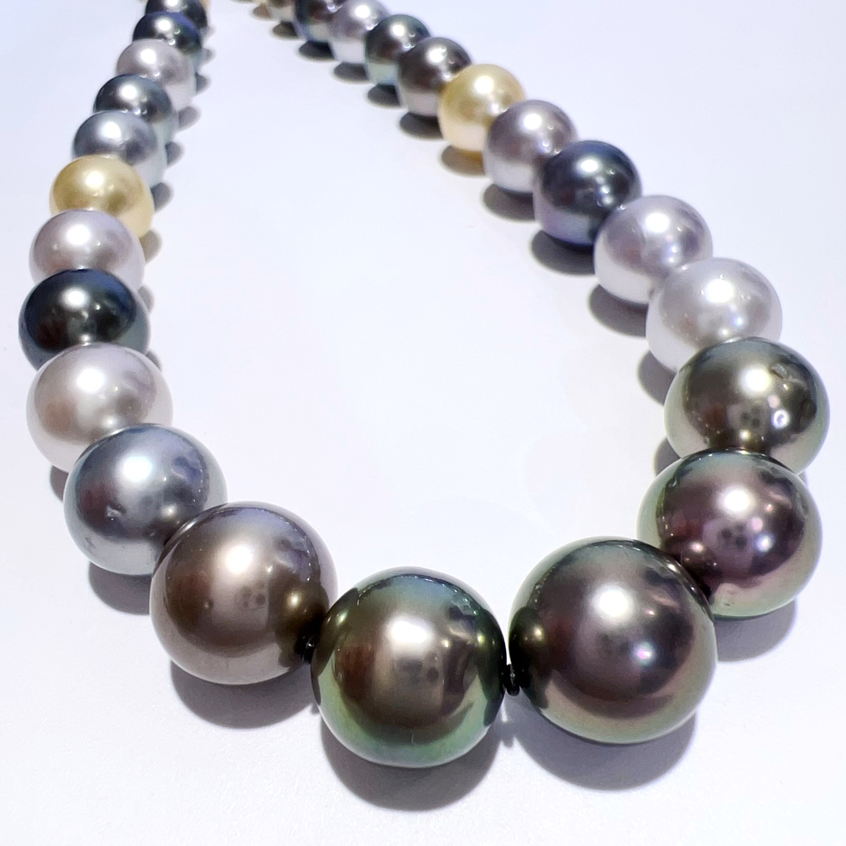 SV 黒蝶 タヒチ ブラック パール ネックレス 48cm 鑑別書 未使用品 楽天市場】SV 天然 黒蝶 タヒチ ブラック パール ネックレス 48cm BP8