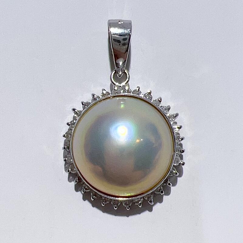 【中古】K14WG 天然 マベパール ダイヤ ネックレス ペンダントトップ MP13mm D0.23ct 2.9g 本真珠 レディース アクセサリー 美品|KAIDAKU BRAND