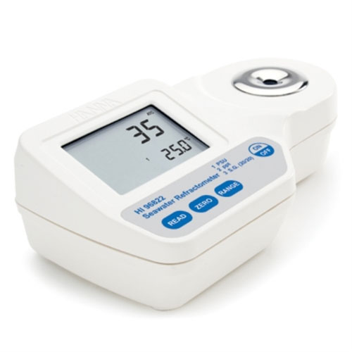 ★ポイント5倍★ハンナ デジタル塩分計[海水用] HI96822 【ハンナ HANNA 計測機器 測定器 電極 用 用品 海水分析 塩分 比重 温度 簡単測定 IP65 防水 自動温度補償機能 屈折計 自動電源オフ】【おしゃれ おすすめ】 [CB99]