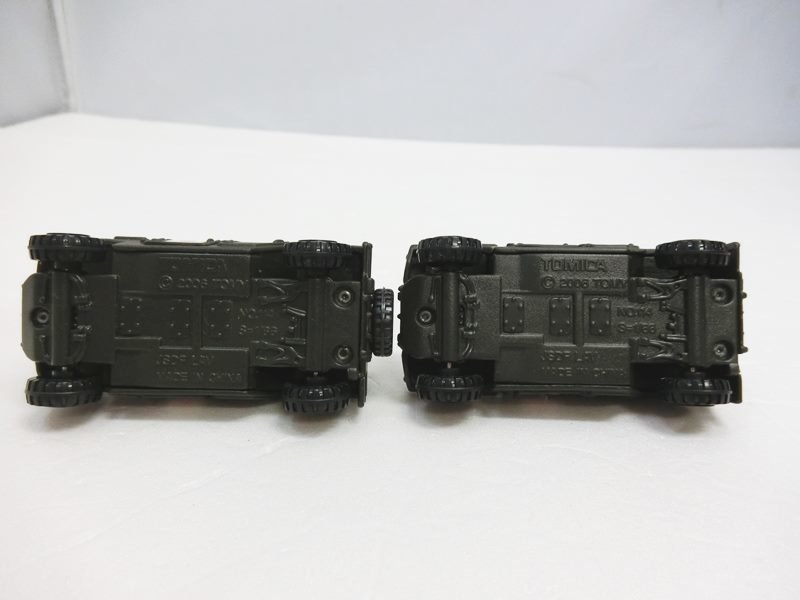 中古 Tomica トイザらス オリジナル トミカ2台セット 自衛隊 軽装甲機動車 Takaratomy タカラトミー 06 出雲店 Brandingidentitydesign Com