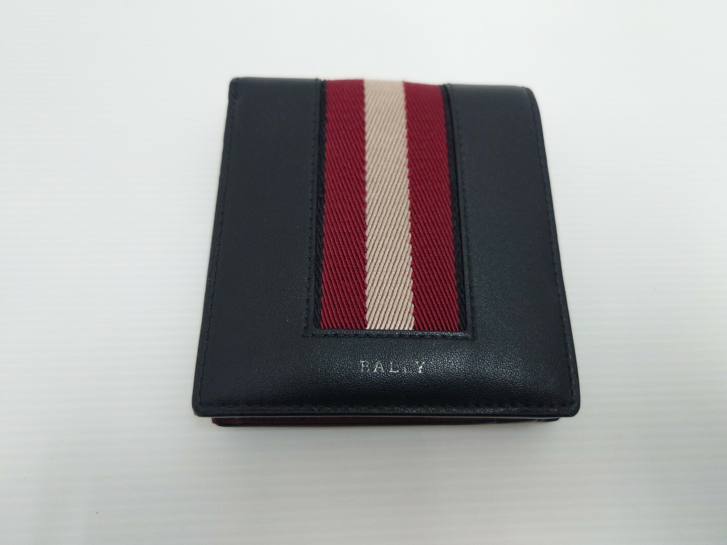 【中古】 BALLY バリー 二つ折り財布 小銭入れ付き ブラック/レッド 【鳥取店】｜開放倉庫山陰オンラインショップ