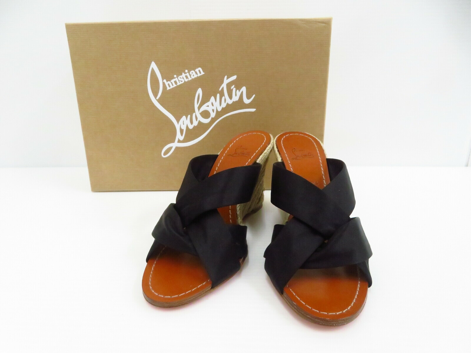 楽天市場】Cristian Louboutin クリスチャンルブタン LEVITALO 楽天市場】Cristian Louboutin クリスチャンルブタン LEVITALO