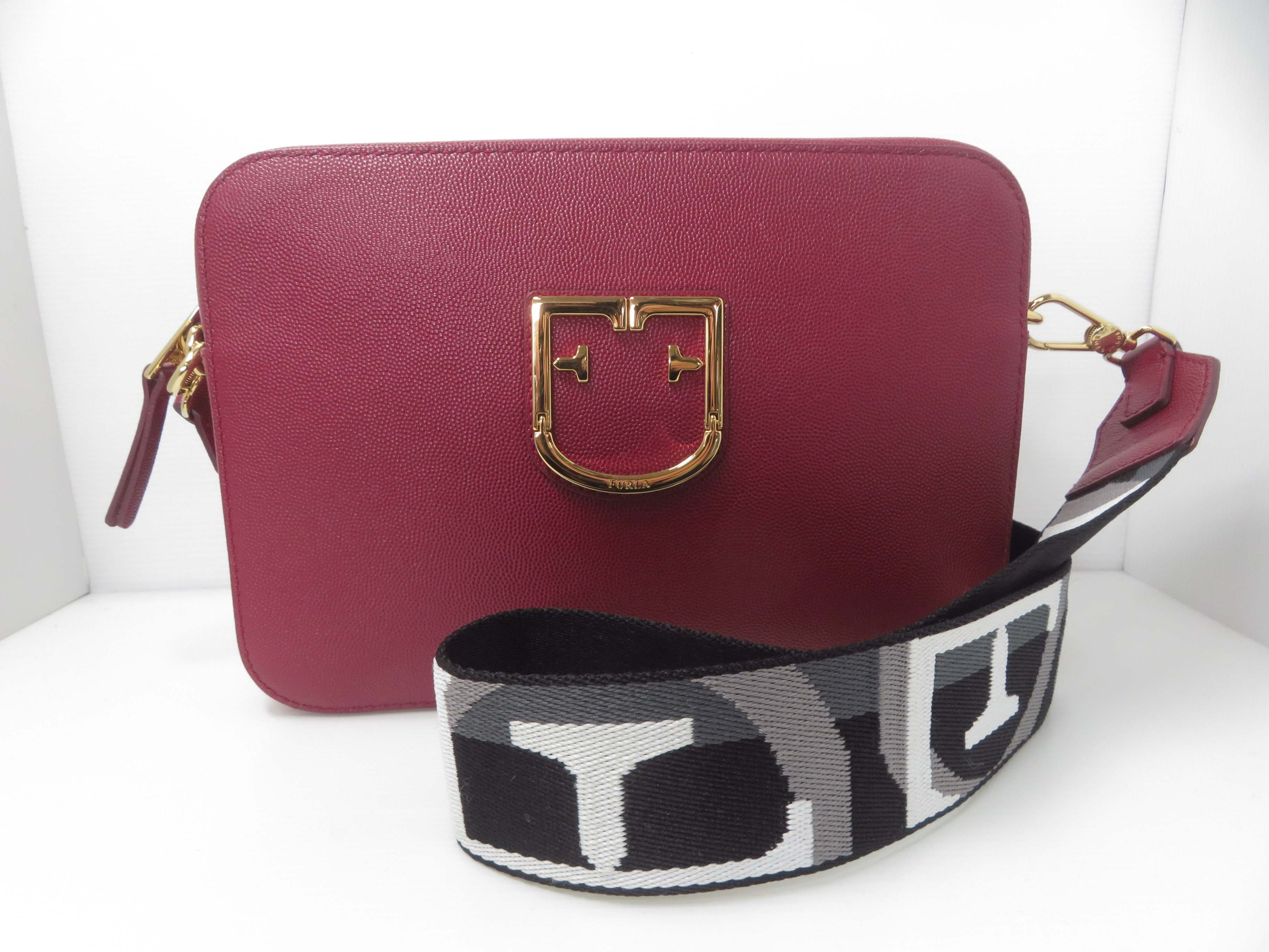 【中古】  FURLA フルラ BRAVA ショルダーバッグ   【鳥取店】