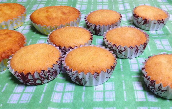 楽天市場 マドレーヌカップ小 帆船柄 17枚入 買物上手