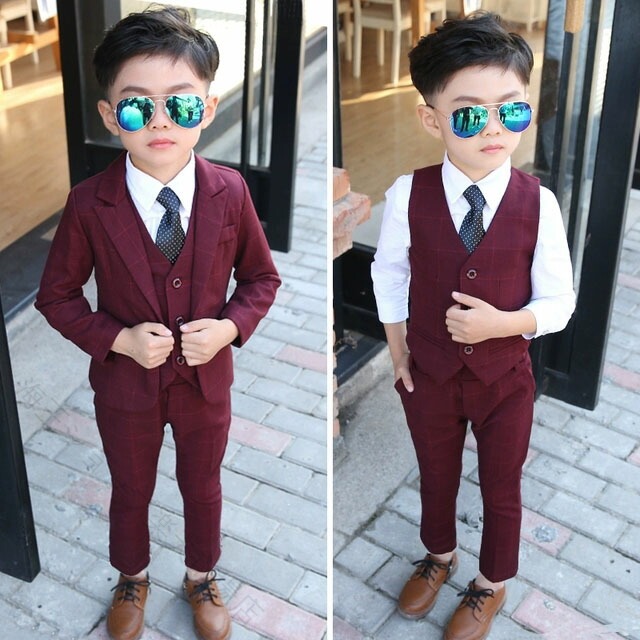 入学式スーツ 卒業式スーツ キッズタキシード 男の子礼服 結婚式着用 ピアノ発表会用 チェックスーツ 子供スーツセット 蝶ネクタイ付き ワイン赤スーツ ジャケットベストセット 送料無料スーツ 90cm～160cm 男の子フォーマルウェア