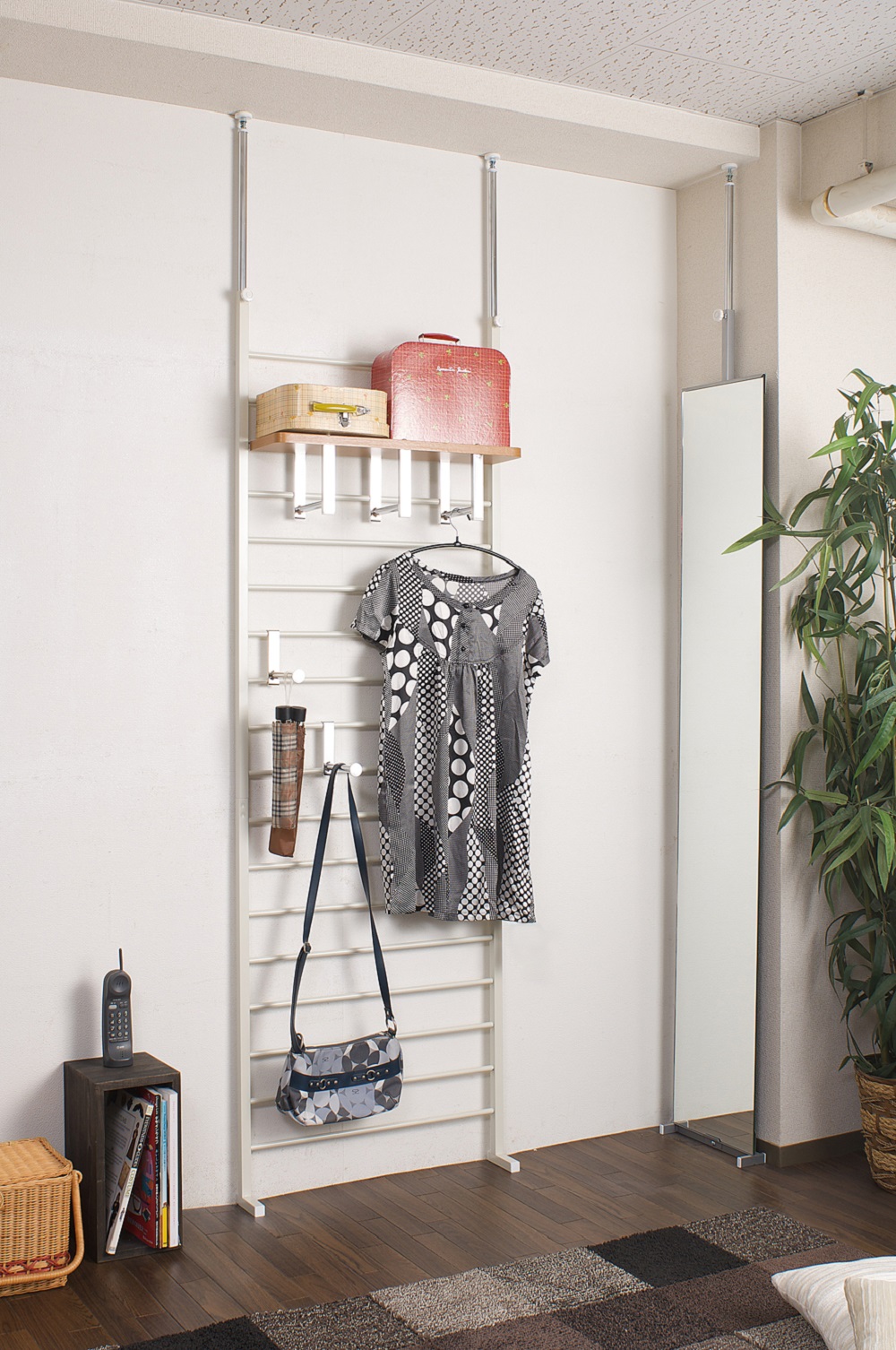 楽天市場】【日本製・送料無料】 つっぱりラダーラック 幅85cm（棚4