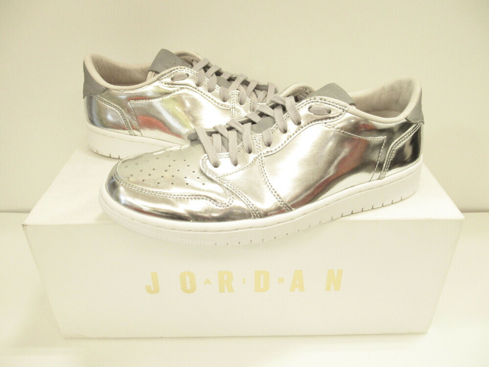楽天市場 中古 Nike ナイキ Air Jordan 1 Retro Low Og Pinnacle Silver エア ジョーダン 1 レトロ シルバー スニーカー シューズ 27cm メンズ 003 Sh 396 ドンドンサガール