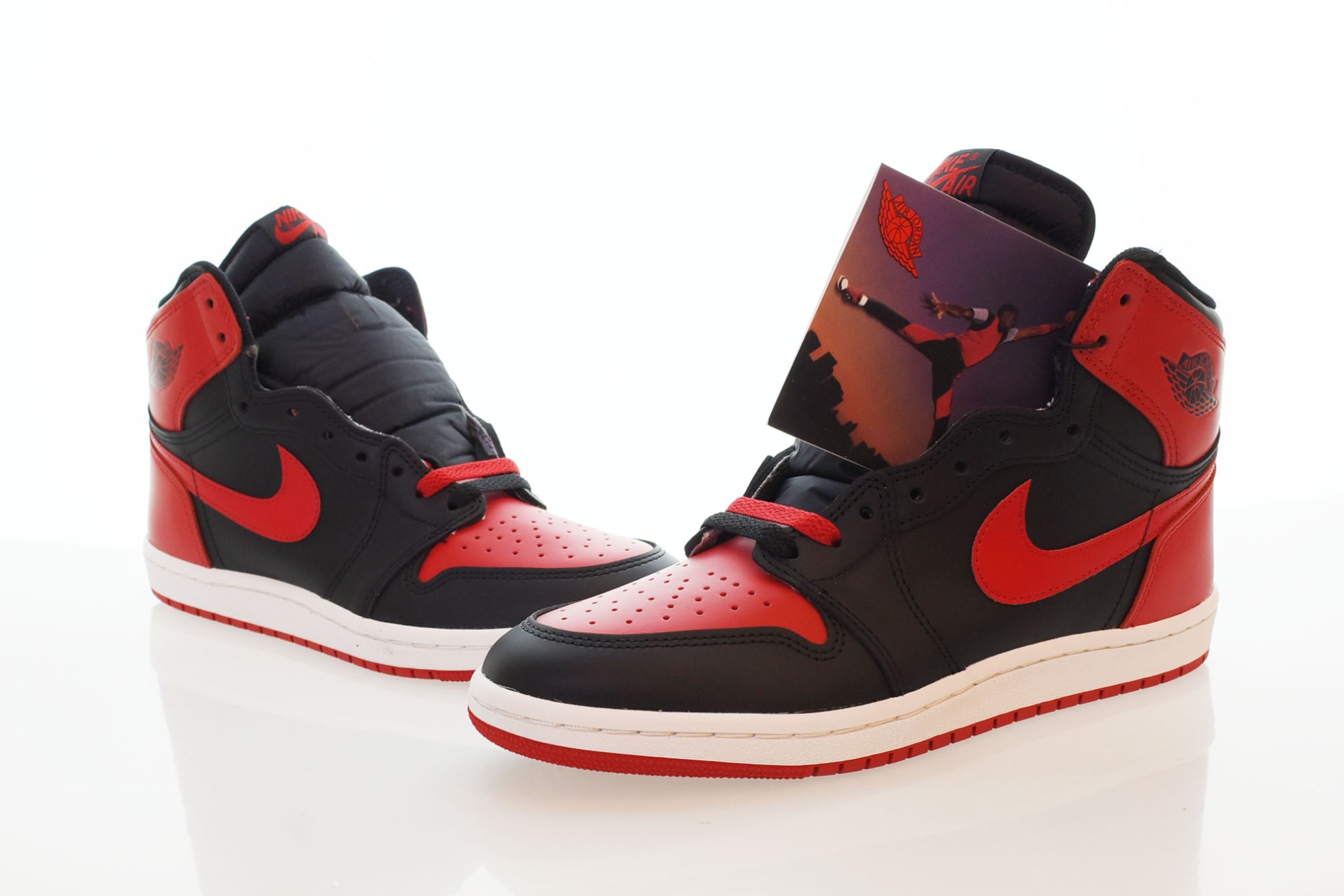【中古】ナイキ NIKE AIR JORDAN 1 HIGH 85 エア湖 ジョーダン 1 ご機嫌 BLACK/VARSITY RED-WHITE BRED 食麺麭 OG色つや HV6674-067 メンズ靴 スニーカー 赤いこと 27.5糎 103S-770