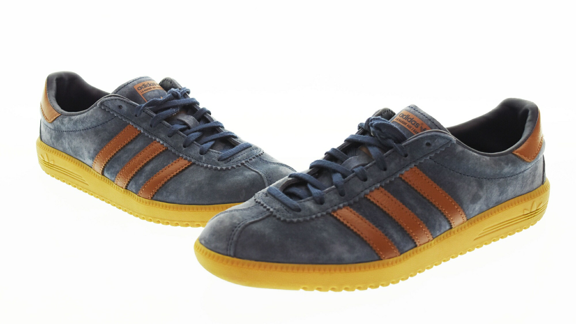 楽天市場】【中古】adidas 【BERMUDA】スニーカー JI4278