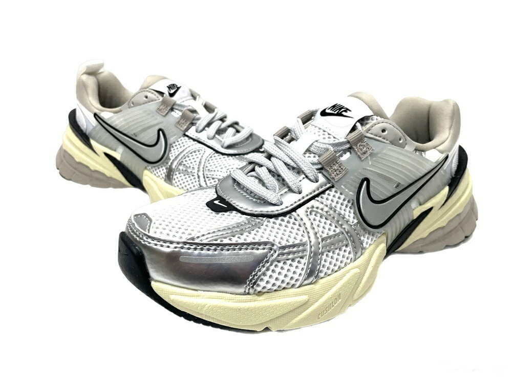 【中古】ナイキ NIKE W V2K RUN FD0736-100 レディース靴 スニーカー ホワイト 23cm 601sh-29｜ドンドンサガール