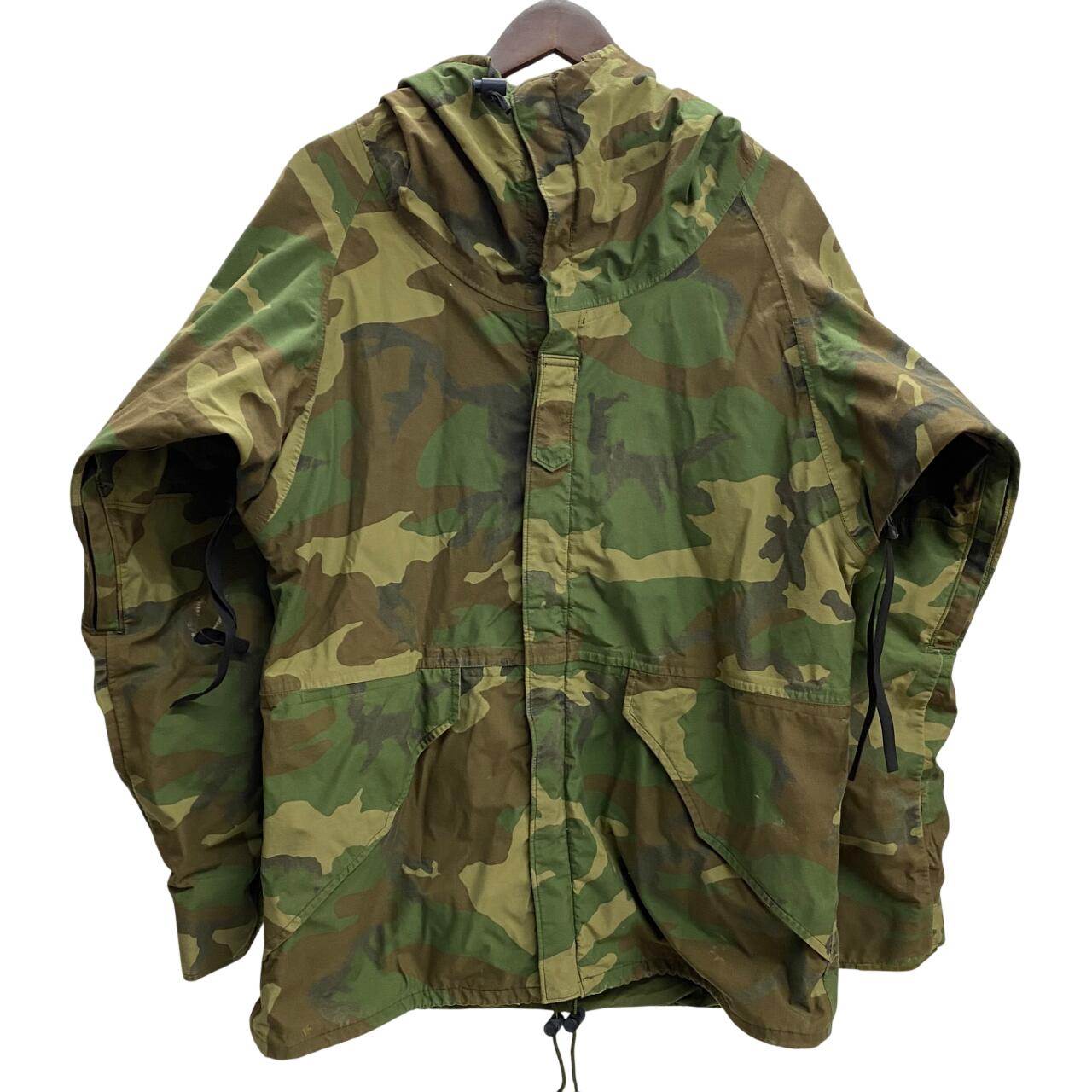 【中古】ミリタリー MILITARY 90\u0027s US.ARMY ECWCS GEN1 ウッドランド間鴨 ナイロン 上衣 緑であること MEDIUM-LONG大きさ 201MT-5324 VB