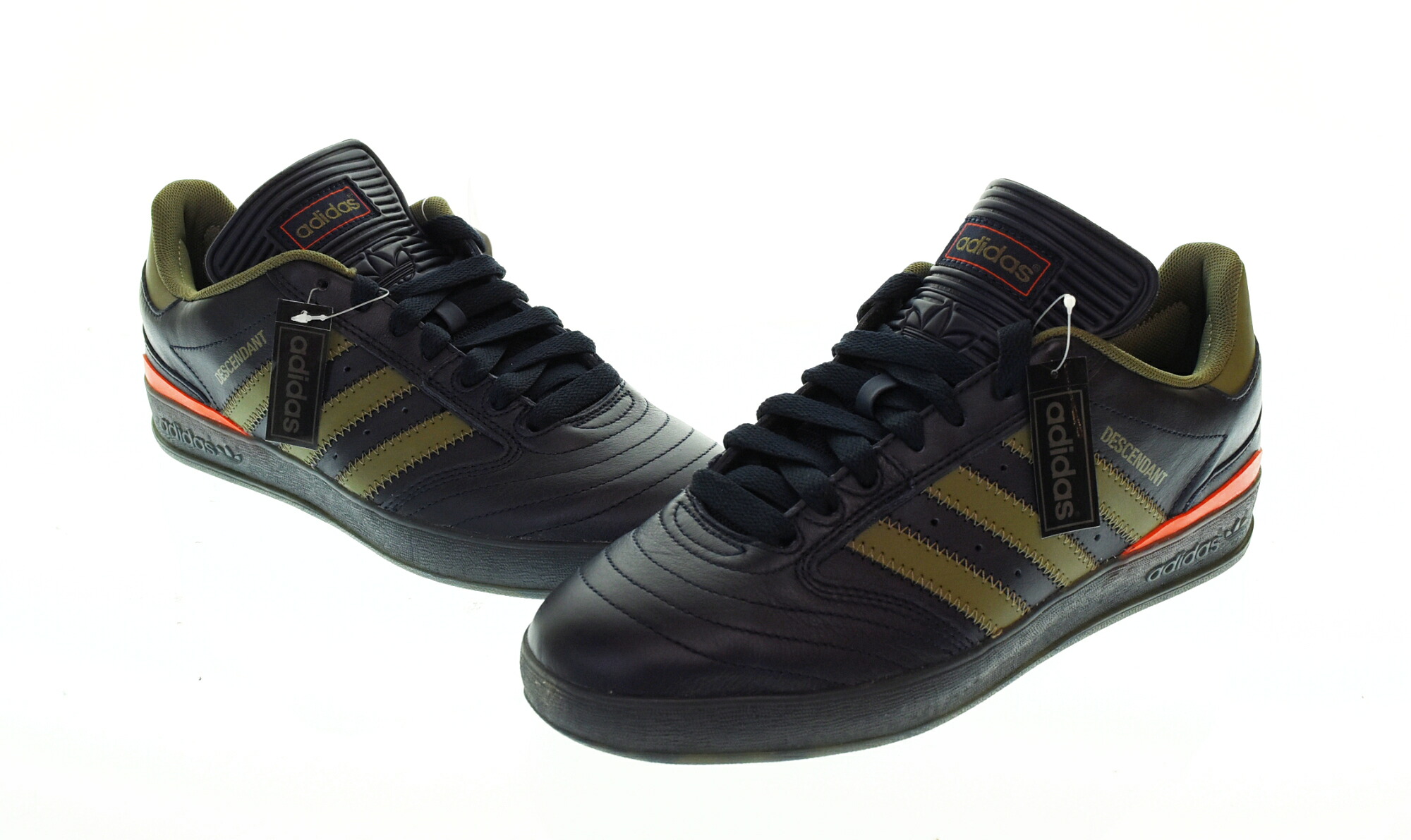 【中古】アディダス adidas DESCENDANT CRUSTAR ディセンダント クラはやりっ児 EH1676 メンズ靴 スニーカー 米国海軍 26糎 103S-1498