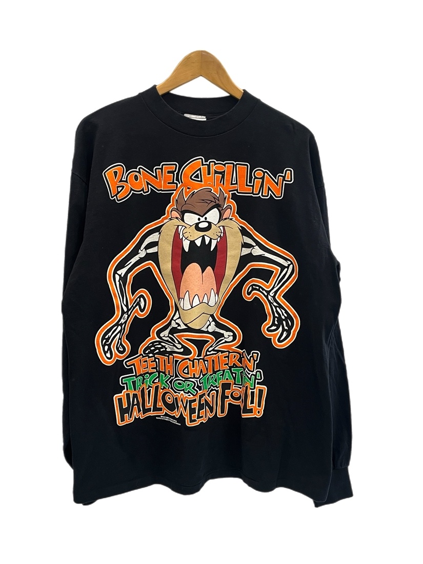 【中古】US US古着 1996 Looney Tunes Halloween Bone Chillin point unique TAZ ルーニー・テューンズ タズマニアン・デビル 黒 XL ロンT 黒いこと LL大きさ 101MT-5960