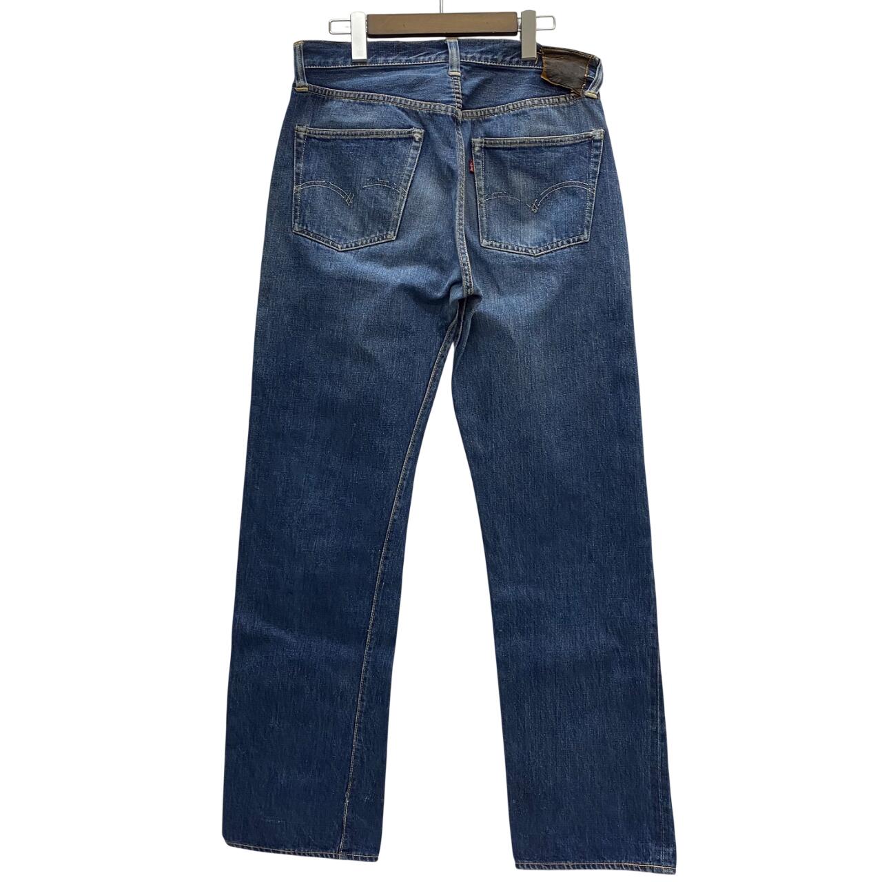 【中古】リーヴァイズジーンズ Levi\u0027s 50\u0027s 501ZXX 革継ぎ切れ革継ぎ切れ取りのこし 両面首尾一貫したV 銅リベット 実寸W32 ジーンズ 青碧 201MB-1353 VB