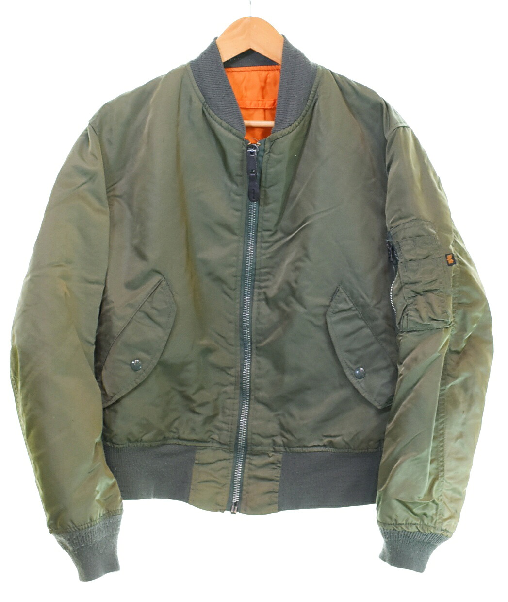 【中古】アルファインダストリーズ Alpha Industries 90\u0027s MA-1 Flight Jacket 飛行 上衣 90年月日 90s ヴィンテージ ミリタリー 上衣 カーキ M大きさ 103MT-4335