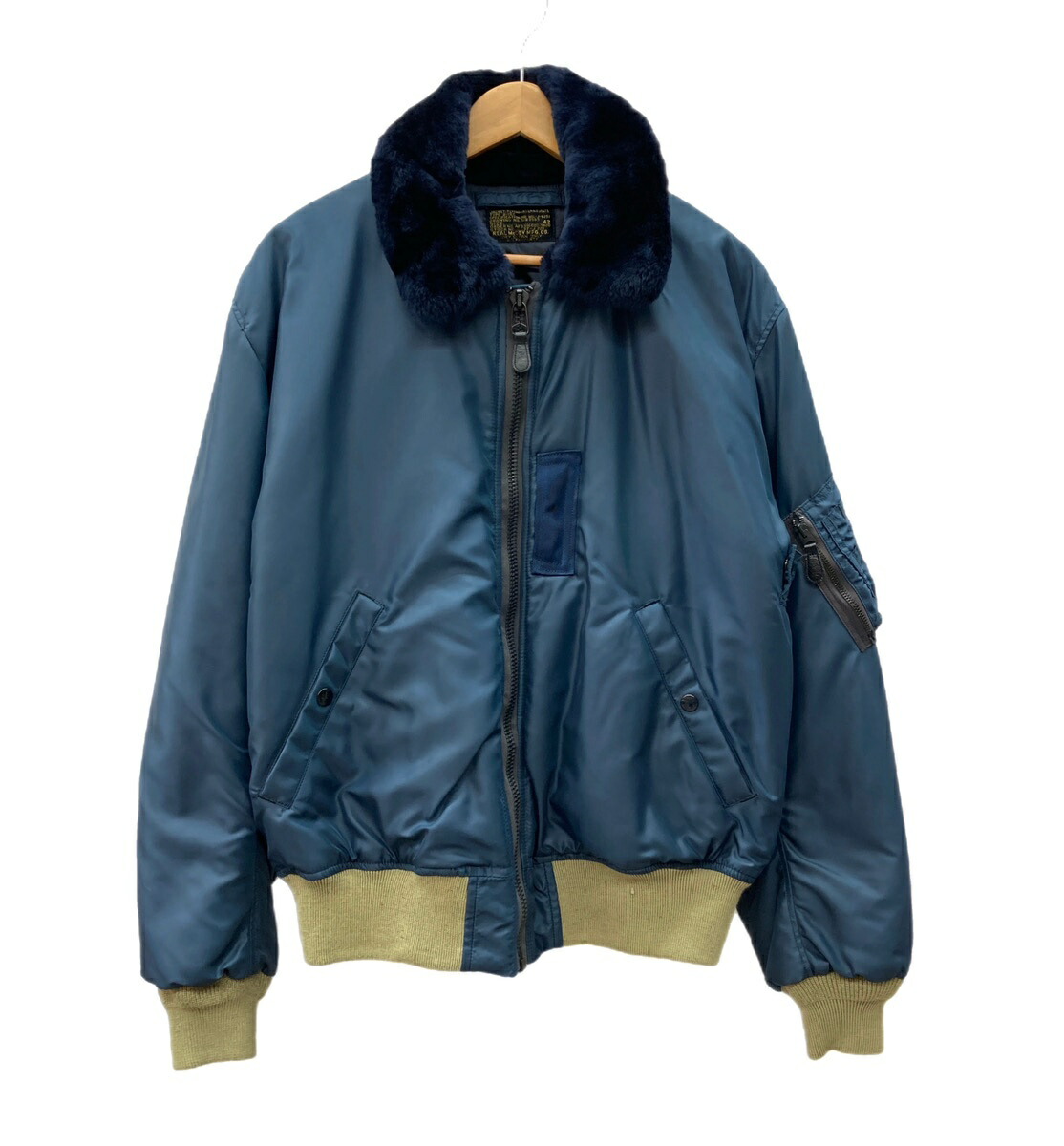 【中古】 リアルマッコイズ THE REAL McCOY\u0027S TYPE B-15C Flight Jacket ミリタリー 飛翔 上衣 グリーンリブ 空軍 アウター 紺 青 MJ21110 大きさ42 上衣 無地 米国海軍 104MT-3132