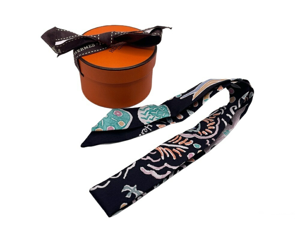 【中古】エルメス HERMES 22SS ツイロバート・エドワード・リーお人形さん 春の鳥 えり巻き レディース宝飾品・添え物 余分の物 黒いこと 601goods-50