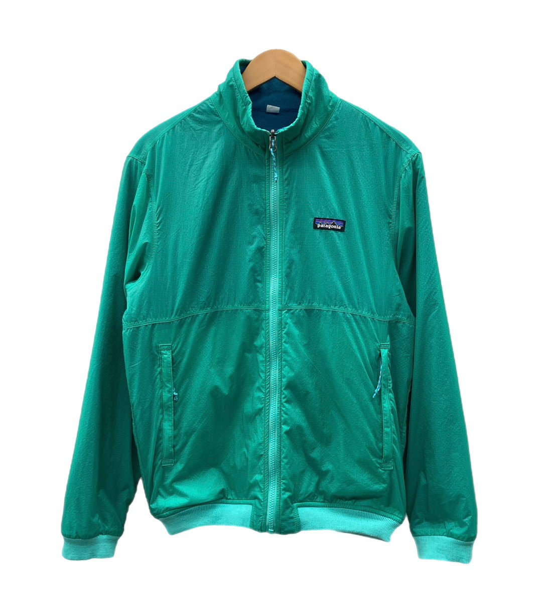 【中古】 パタゴニア Patagonia Reversible Shelled Microdini リバーシブル・シェルド・マイクロディニ・ジャケット フリース シェル アウトドア 26215FA22 ジャケット ロゴ ブルー Sサイズ 104MT-3393｜ドンドンサガール