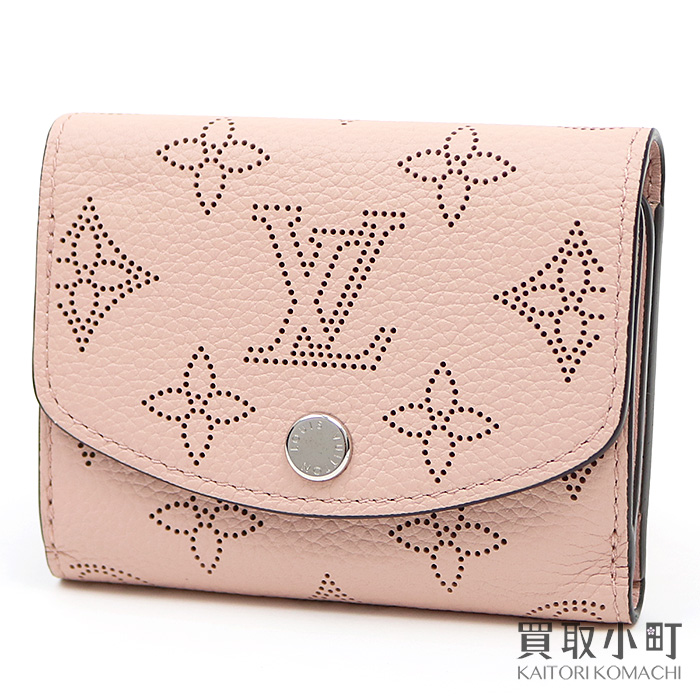 楽天市場 美品 ルイヴィトン Louis Vuitton M ポルトフォイユ イリス Xs モノグラムマヒナ マグノリア ミニウォレット ピンクレザー 三つ折り財布 サイフ Lv Iris Xs Wallet Monogram Mahina Saランク 中古 買取小町