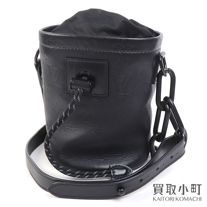 【美品】ルイヴィトン【LOUIS VUITTON】M44628 車輪止め ナノ御徒面子 モノグラムシャドウ 差し交わす上半身 ショルダーバッグ 曲がった掛け ポシェット 黒いこと なめし革 ドローストリング LV CHALK NANO BAG MONOGRAM SHADOW【A価値づける】【中古】