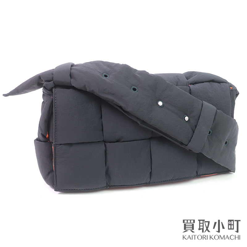 【ボッテガヴェネタ】メッセンジャーバッグ 美品】ボッテガヴェネタメッセンジャーバッグ ショルダーバッグ