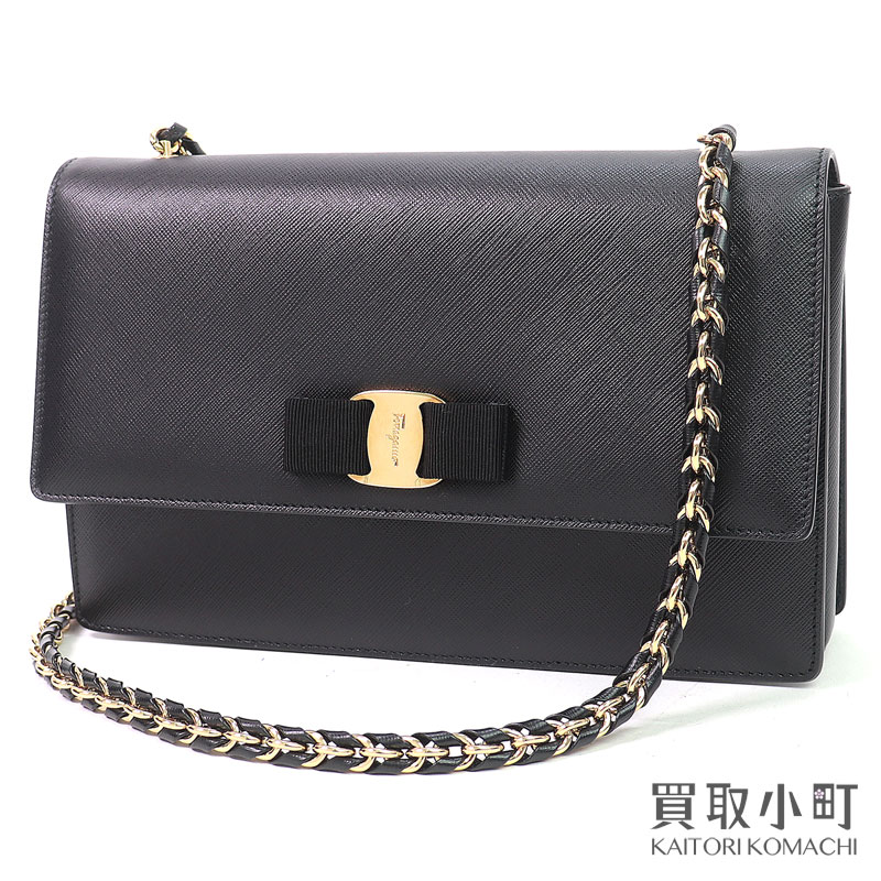 【美品】サルヴァトーレ フェラガモ 【Salvatore Ferragamo】 ジニー ヴァラリボン フラップショルダーバッグ ブラック カーフスキン 斜め掛け チェーンショルダーバッグ AU21/E480 21E480 GINNY VARA FLAP SHOULDERBAG 【SAランク】【中古】