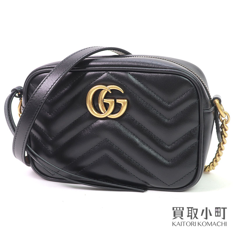 【最大1万円OFFクーポン! 5/5～】【美品】グッチ【GUCCI】GGマーモント ミニ カメラバッグ ブラック カーフレザー シェブロンキルティング チェーンショルダー ポシェット 斜め掛け ダブルG  448065 DTD1T 1000 GG MARMONT MINI CAM【中古】