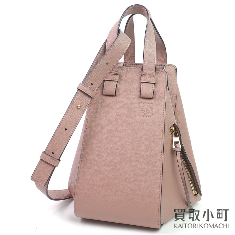ロエベ 【LOEWE】 ハンモック御徒面子 スモール カーフスキン うす暗い毛はらい ハンドバック サクラ色ベージュ カーフレザー 2WAY肩部 曲がった掛け アナグラムエンボス A538S35X18 0066 9068 HAMMOCK SMALL SHOULDER BAG【AB価値づける】【中古】