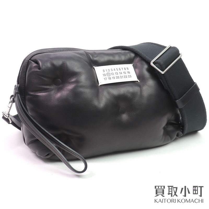 【最大1万円OFFクーポン! 7/25～】【美品】メゾン マルジェラ【Maison Margiela】11 グラムスラム カメラバッグ ブラック ラムナッパレザー ショルダーバッグ ポシェット 斜め掛け SB1WB0002 P4300 T8013 GLAM SLAM BAG【Aランク 【中古】｜買取小町 86,900円