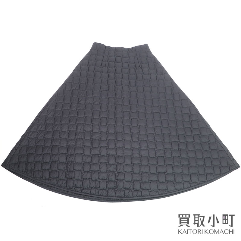 【美品】エストネーション【ESTNATION】キルティング フレアスカート 中綿 ブラック ボトムス アパレル レディース Aライン 婦人服 古着 32 109 09 100348 #36 QUILTING FLARED SKIRT BLACK【Aランク】【中古】