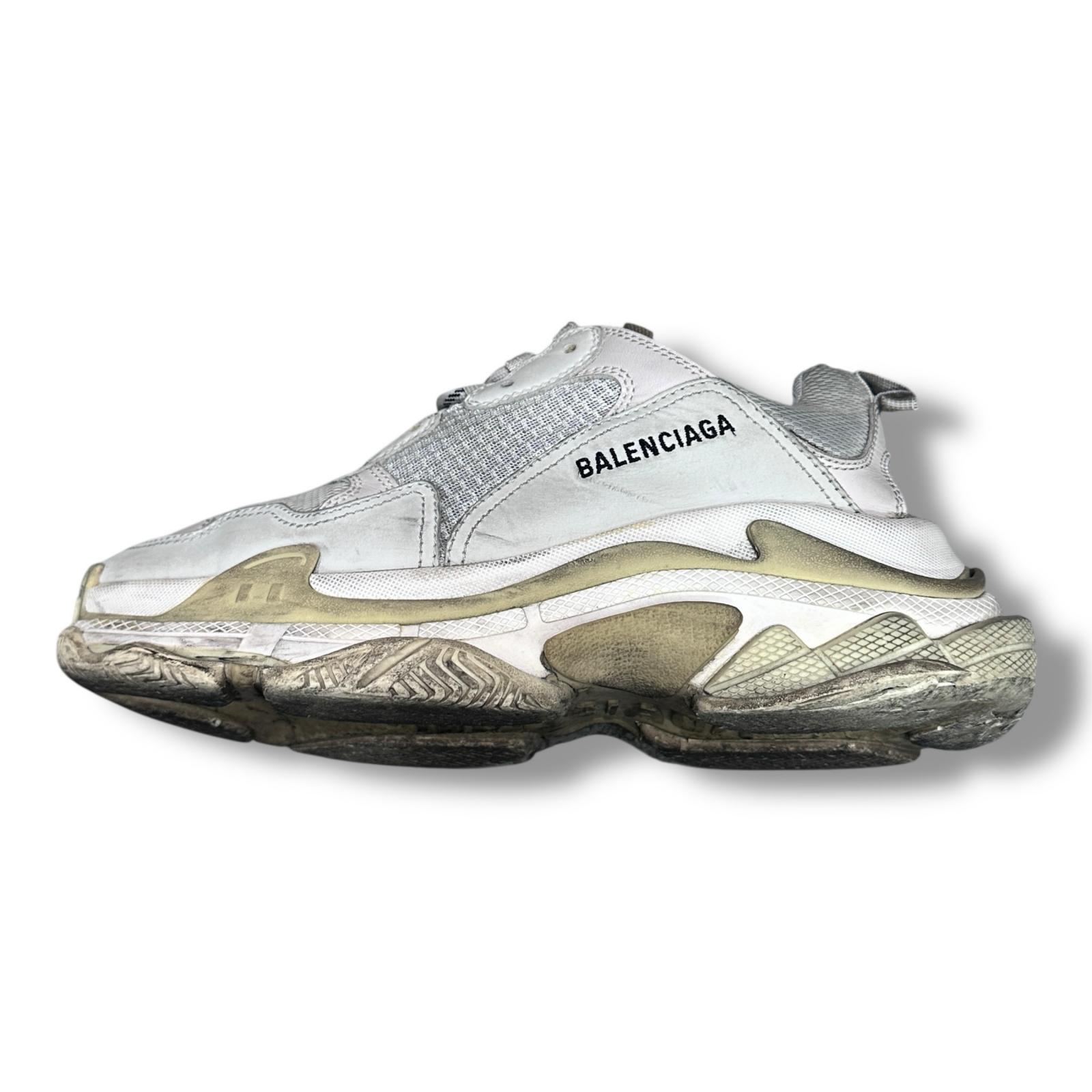 BALENCIAGA・バレンシアガ Triple S 状態C トリプルS ダット スニーカー 524217 27cm ホワイト ユニセックス （1844M）【中古】