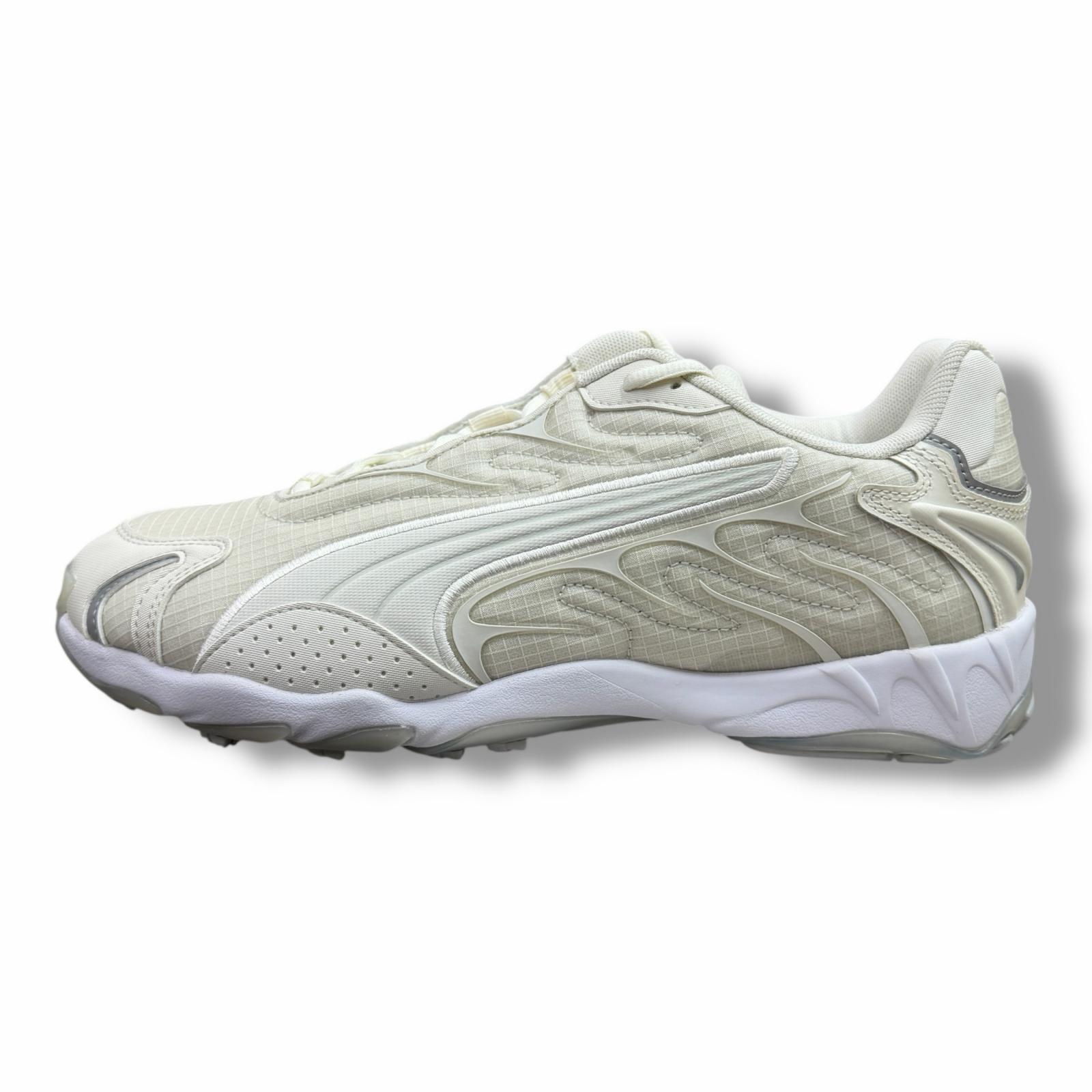 未使用 PUMA・プーマ Inhale Essentials 状態SS インヘイルエッセンシャル スニーカー 403275-01 27cm オフホワイト メンズ （4926M）【中古】