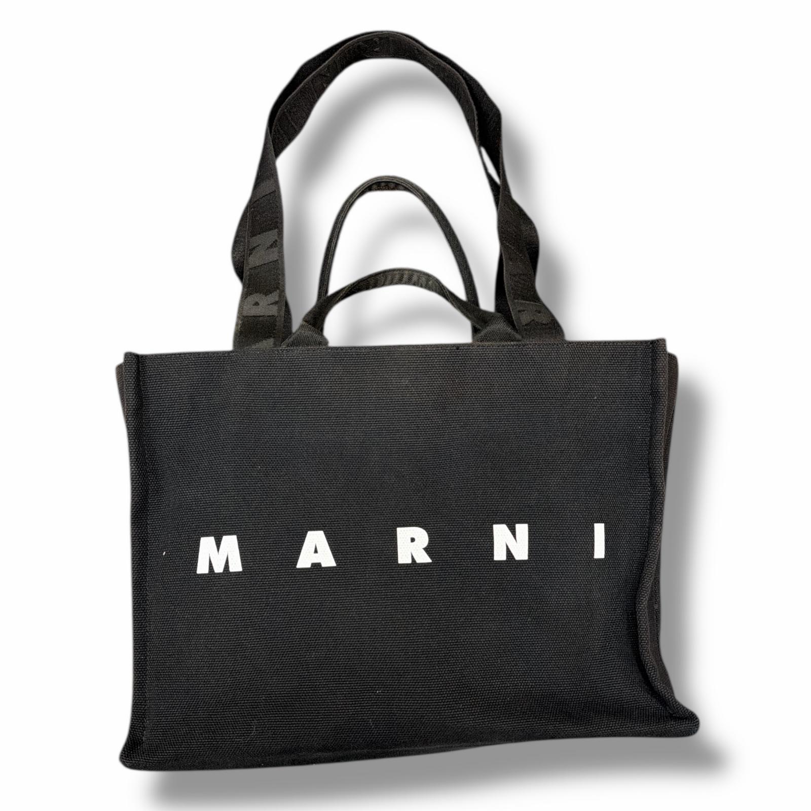 MARNI・マルニ トートバッグ 状態B ショルダー ショッピングバッグ カバン 鞄 SHMQ0053U2 P5988 サイズO/S ブラック ユニセックス (5853M)【中古】